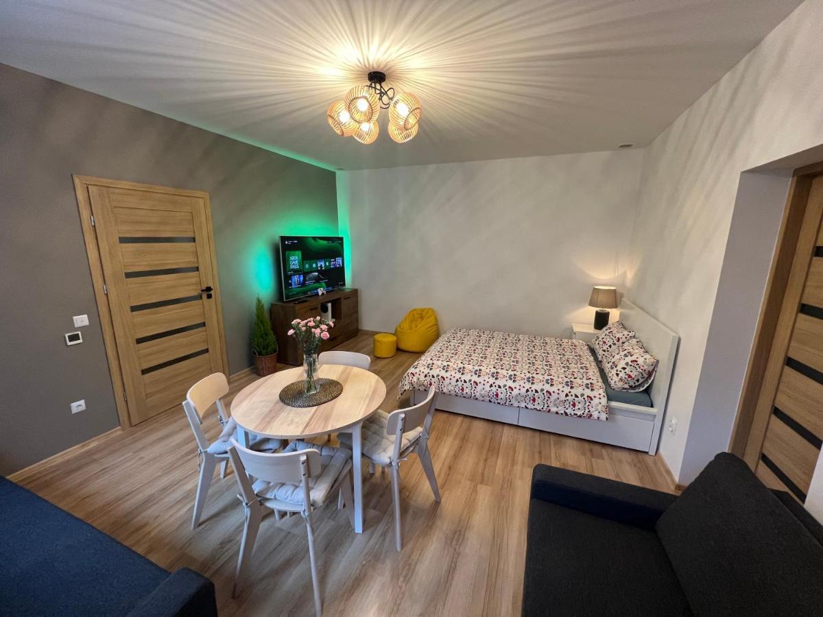 Wood Apartment Katowice Extérieur photo